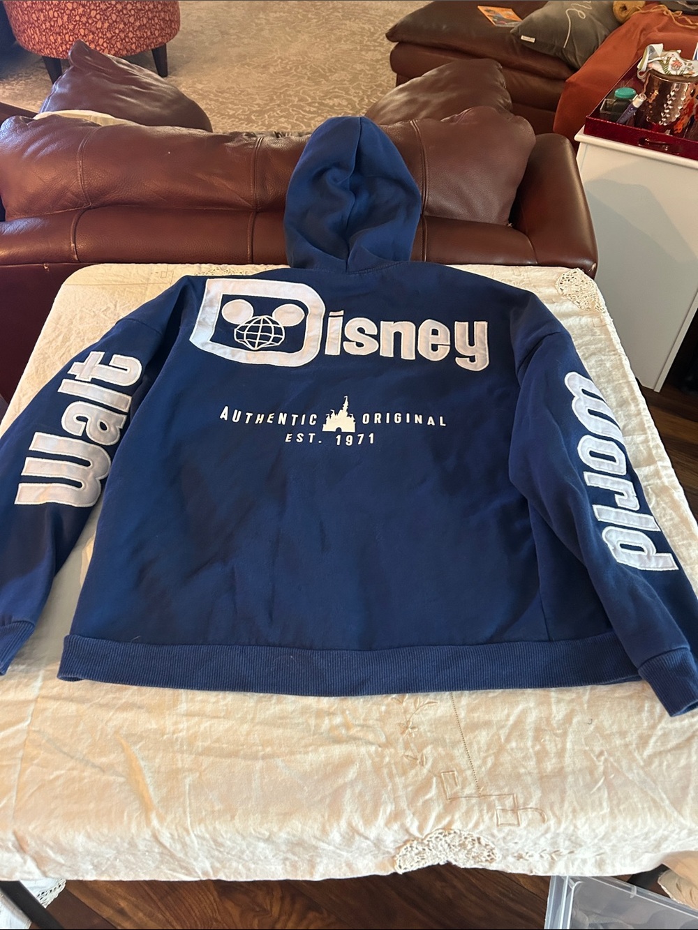 Disney Men's Blue Walt Disney World Graphic Hoodie sz L
